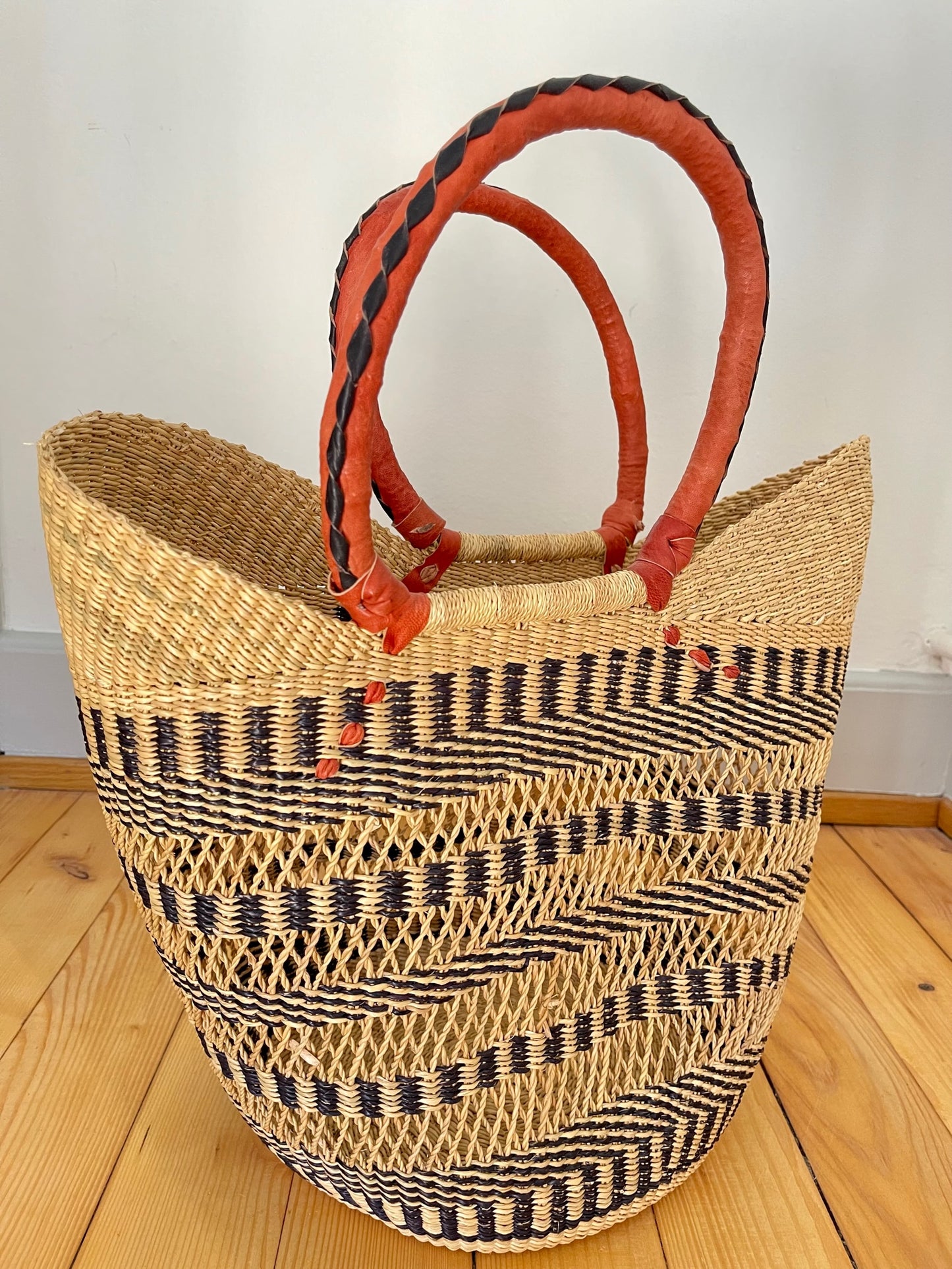 Bolga Schultertasche gross - Barcelona