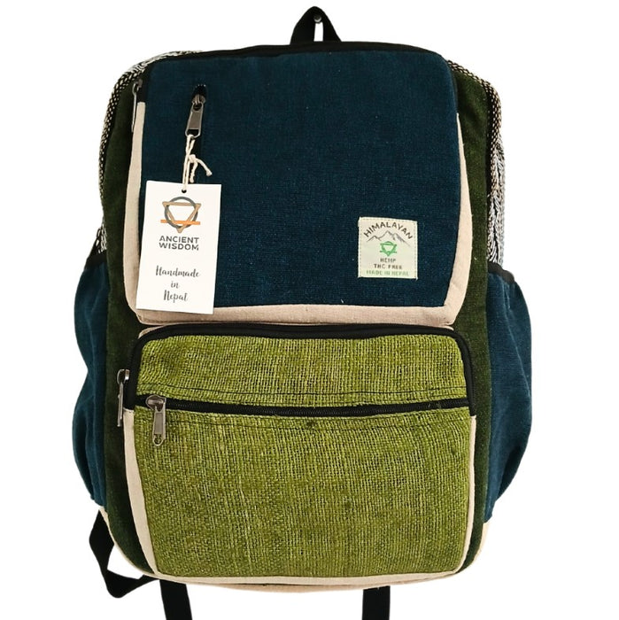 NaturPur Trekking-Rucksack aus Hanf – Waldgrün