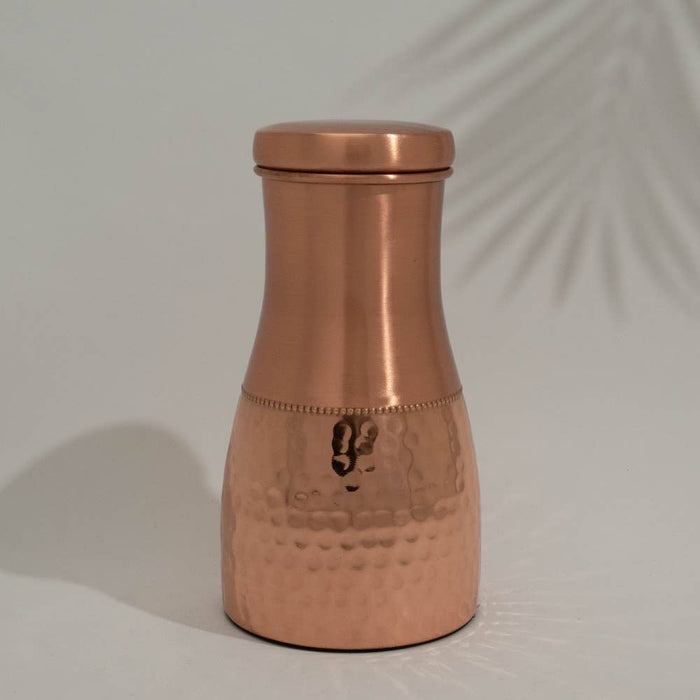 Kupferkaraffe halb gehämmert 950 ml – handgefertigt mit Deckel