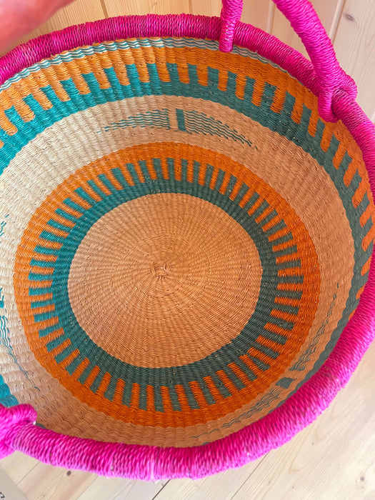 Bolga Einkaufskorb gross handgeflochten aus Ghana – Buenos Aires Innenansicht