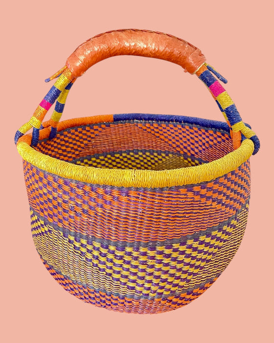 Einkaufskorb handgeflochten aus Ghana – robust, nachhaltig & fair