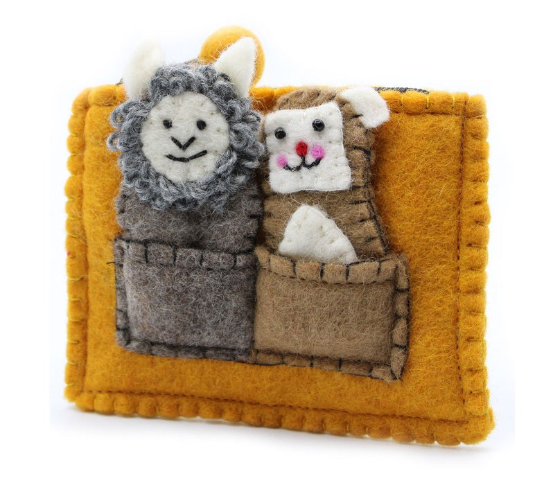 Filz Täschchen mit Fingerpuppen – Bär und Schaf