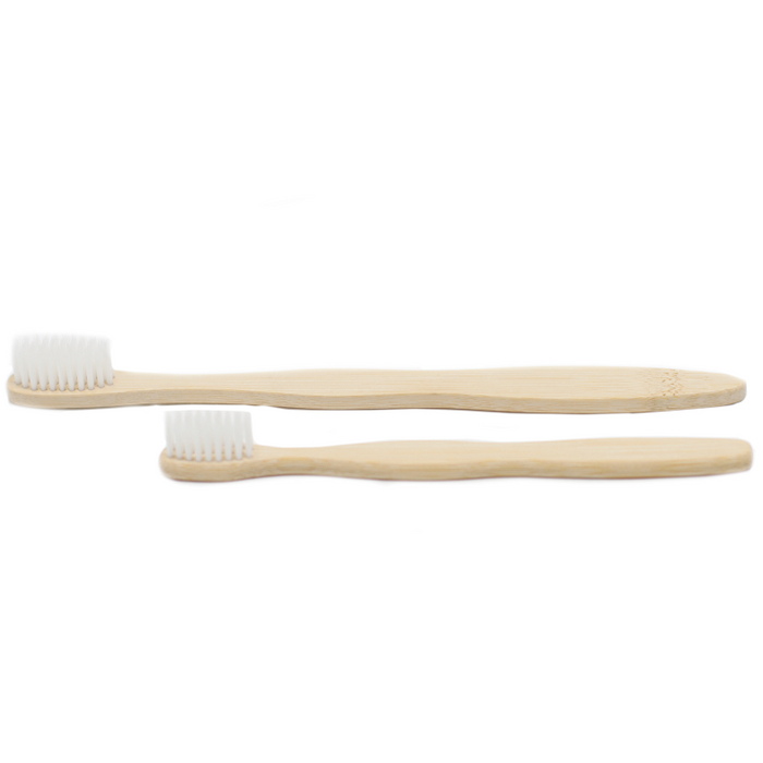 Bambus-Zahnbürsten Family Pack (4er-Set) – weiss, medium soft