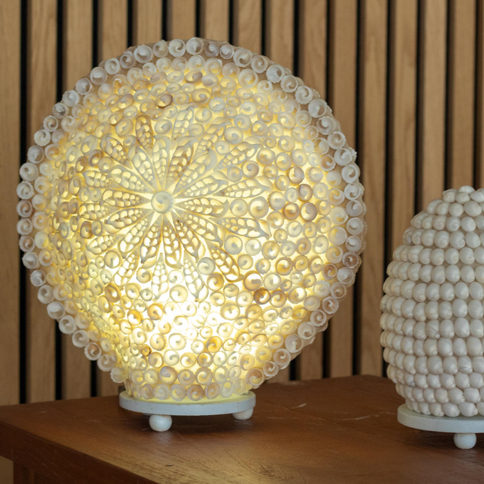 Boho Muschellampe – Cut Art Design aus Bali - handgefertigt (30 cm)