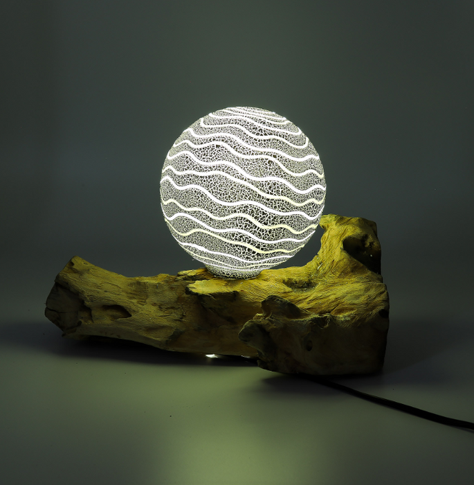 DriftGlow Tischlampe – Grey Luna mit Treibholz Sockel