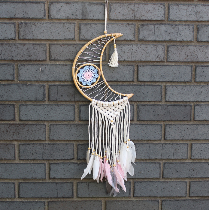 Schutz-Traumfänger Mond mit Makramee – Evil Eye hellblau/rosa