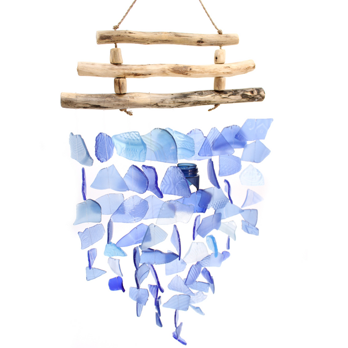 Windspiel aus recyceltem Glas – All Blues