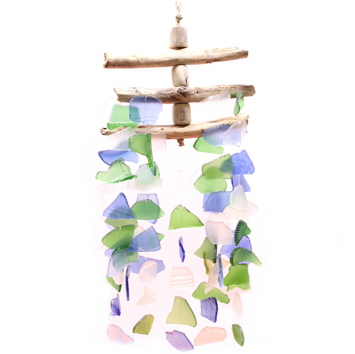 Windspiel aus recyceltem Glas – Grün / Weiss / Blau