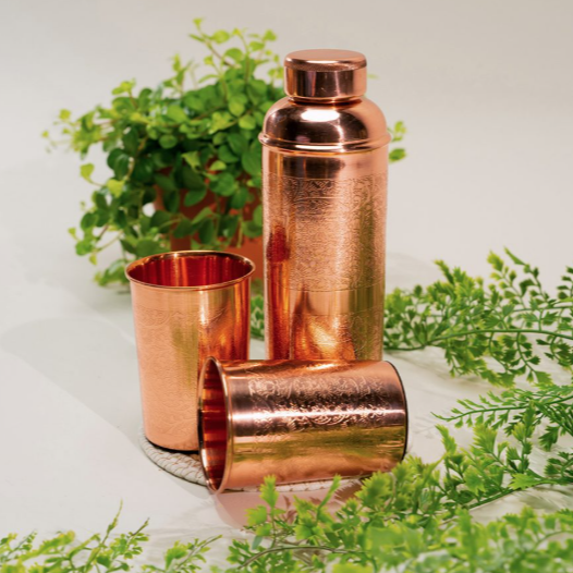 Kupferflasche Geschenkset mit 2 Kupferbechern & Samtbox