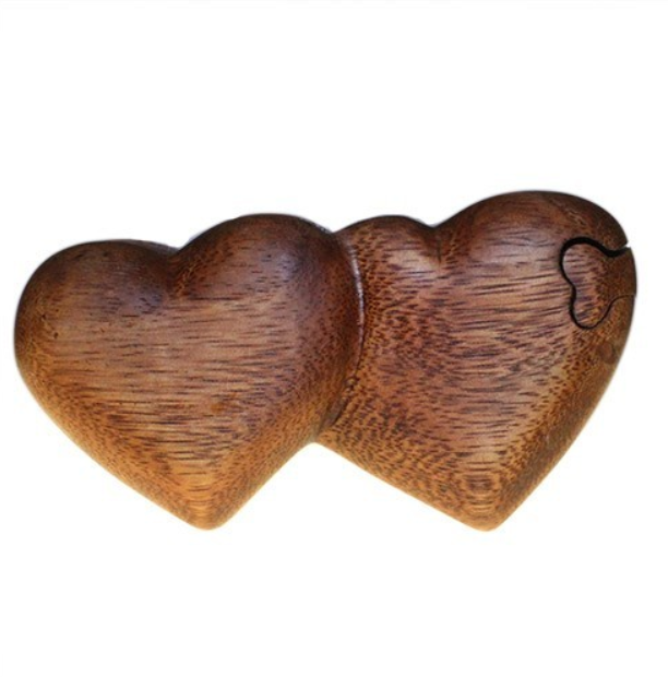 Geheime Herzbox aus Holz – handgefertigte Puzzle Box