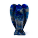 Engelfigur aus blauem Lapislazuli mit hellen Einschlüssen und goldfarbenen Pyritsprenkeln