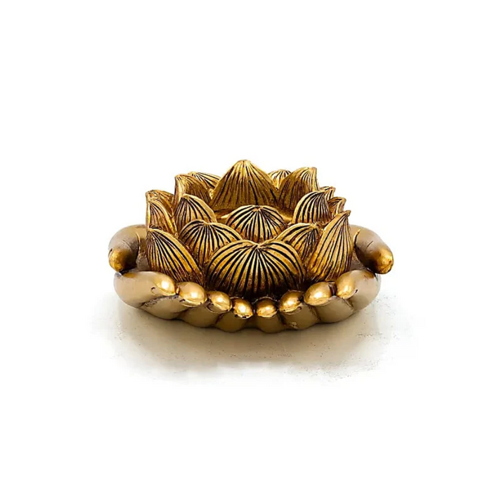 Teelichthalter Lotus in Händen – Goldfarben